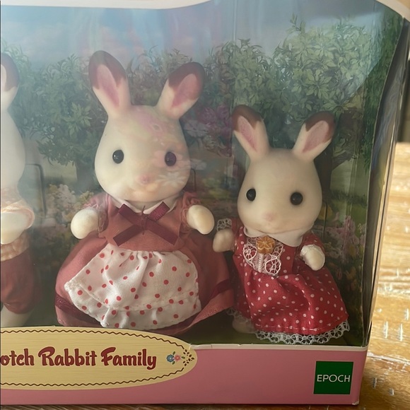Calico Critters Hopscotch Rabbit Family Set - Picture 4 of 5